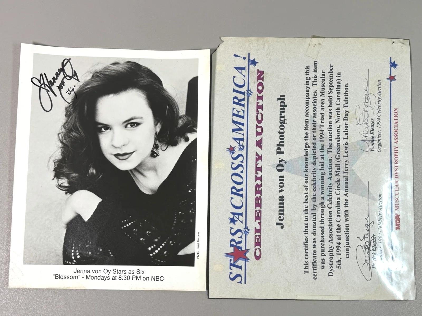 Jenna Von Oy — Jenna Von Oy Signed Autograph Headshot 8x10 Photo Stars as Six on Blossom
