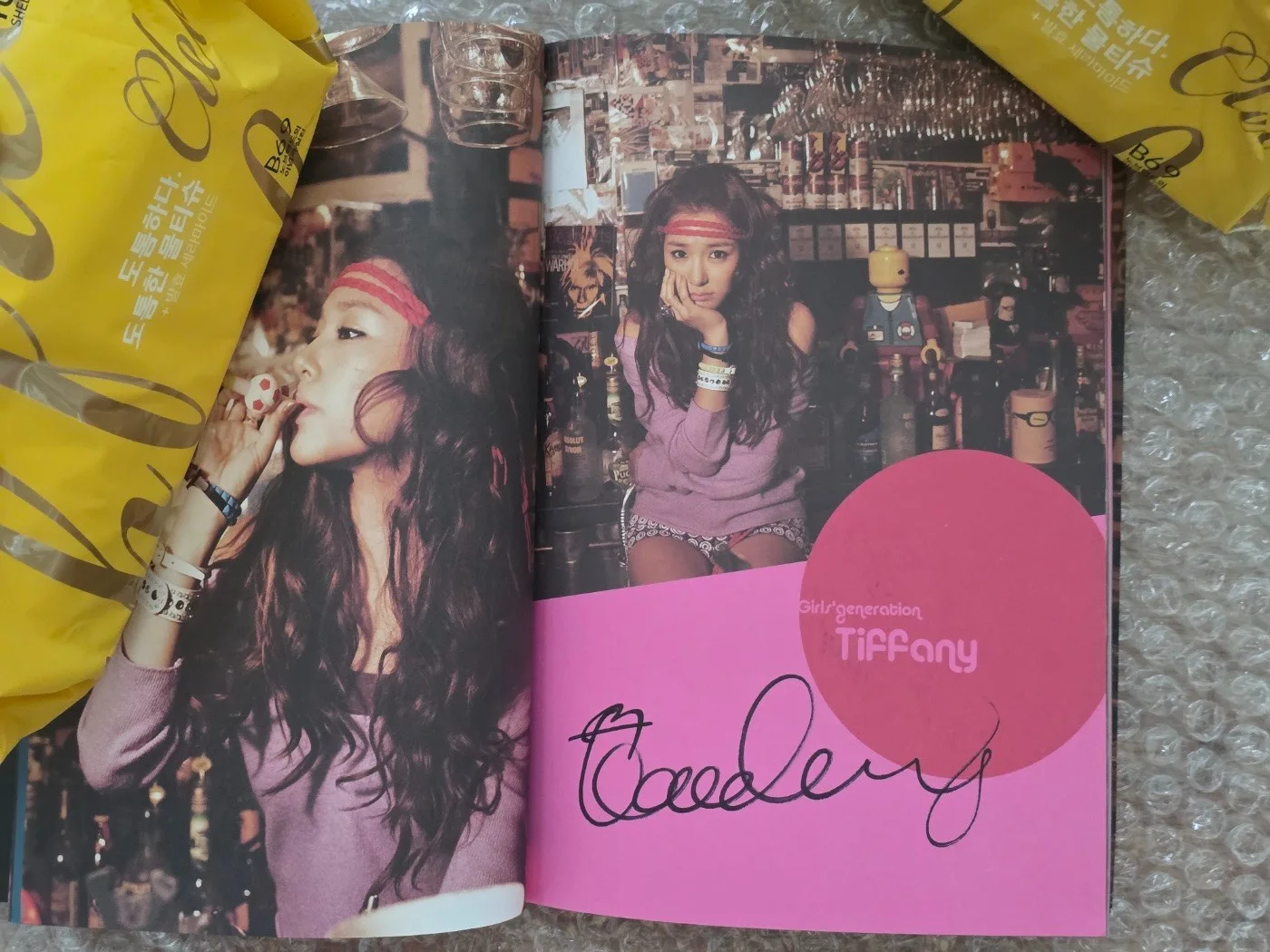 SNSD Oh Album Fan Event Autographed Hand Signed TAEYEON Photocard, image 5