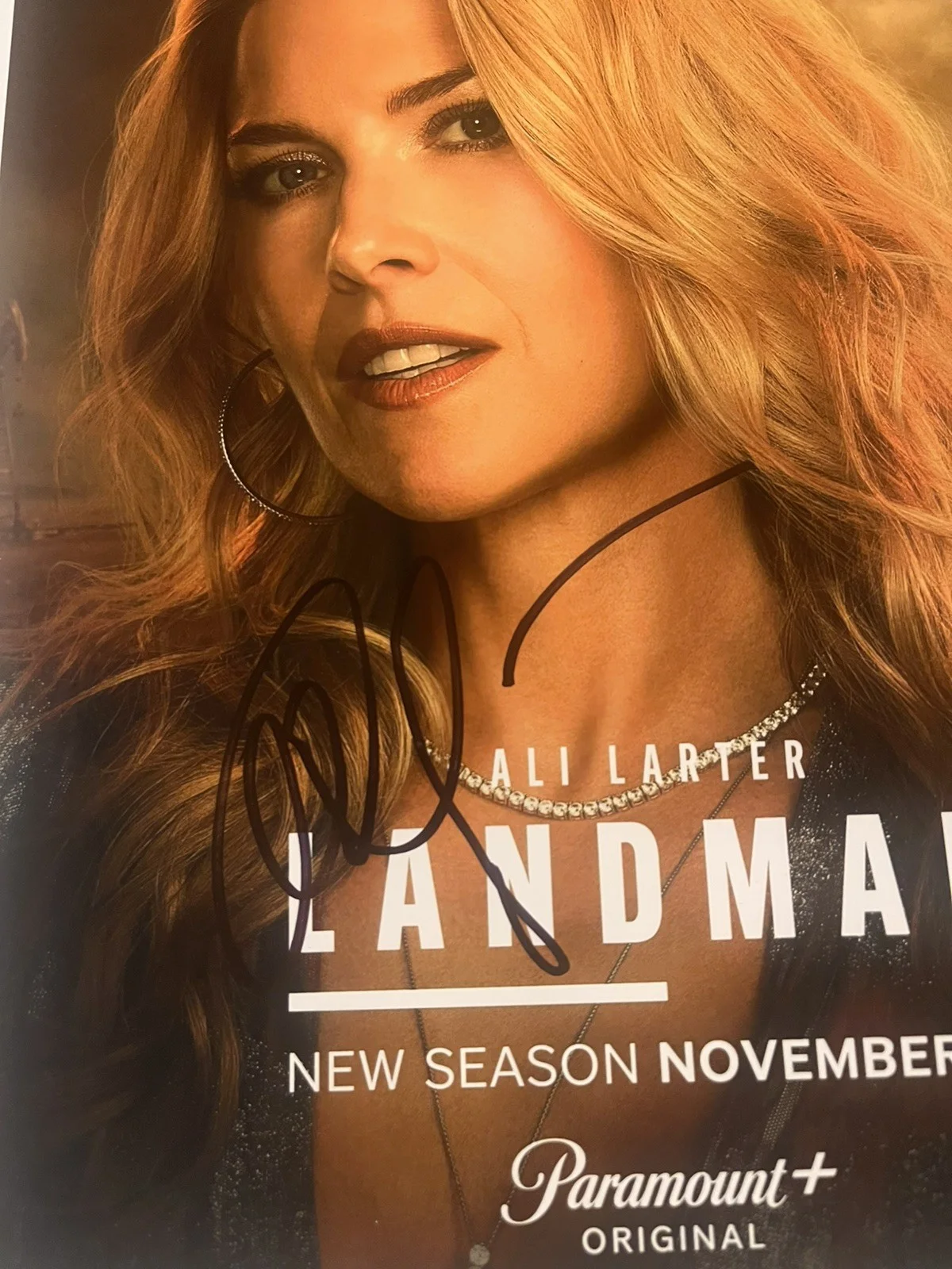 Ali Larter — ALI LARTER signed LANDMAN 8x10 photo with proof, image 2