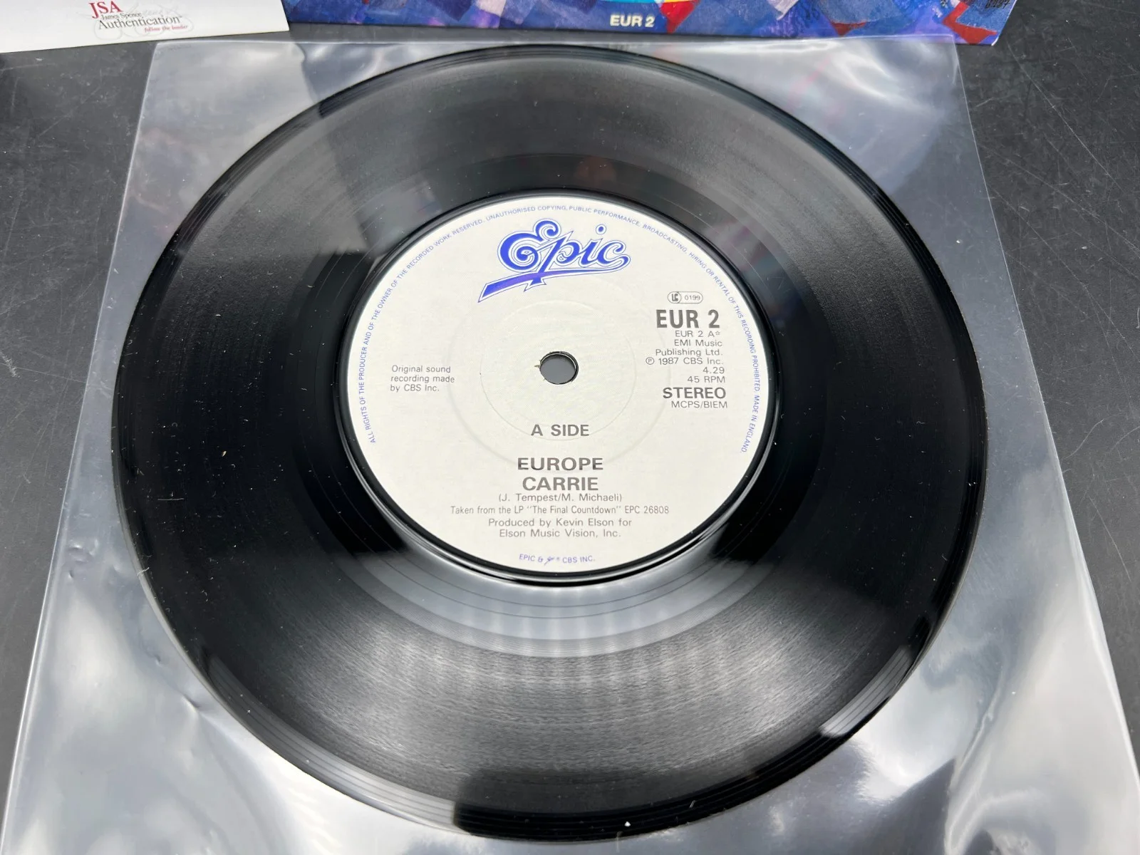 Europe 5x Full Band Signed Carrie 7" Single Vinyl Album JSA COA, изображение 4