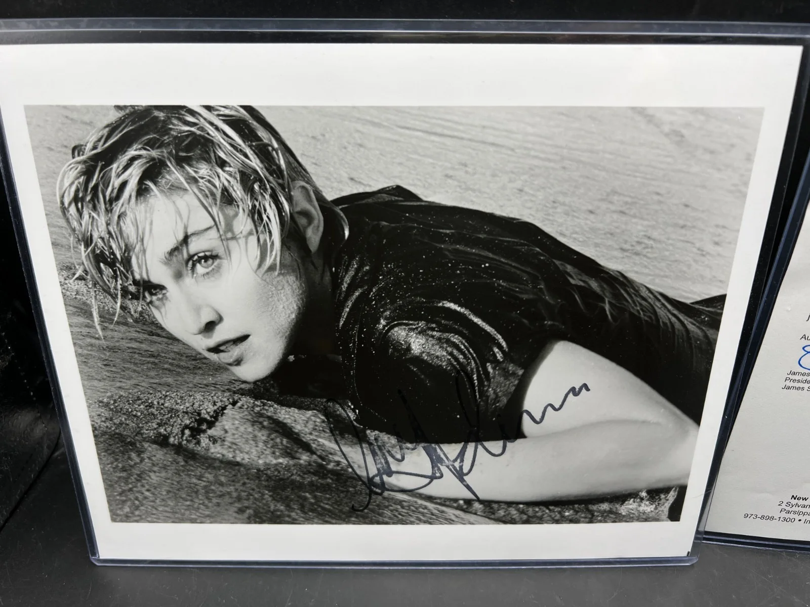 Madonna Signed Autograph 8x10" Cherish Music Video Vintage Photo JSA LOA, изображение 2