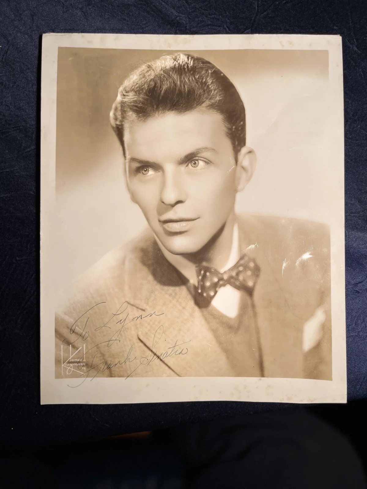 Frank Sinatra — SIGNED 1940s Young FRANK SINATRA HeadShot by James Krigsman - 8x10 Glossy Photo, изображение 2