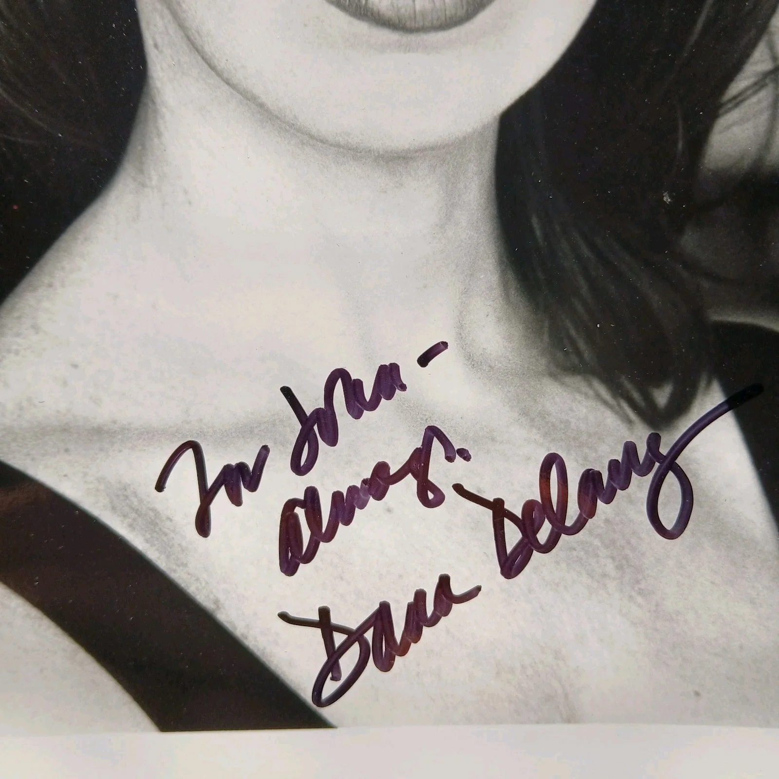 dana delany — dana delany signed 8x10 photo china beach tombstone exit to eden acrress, изображение 2