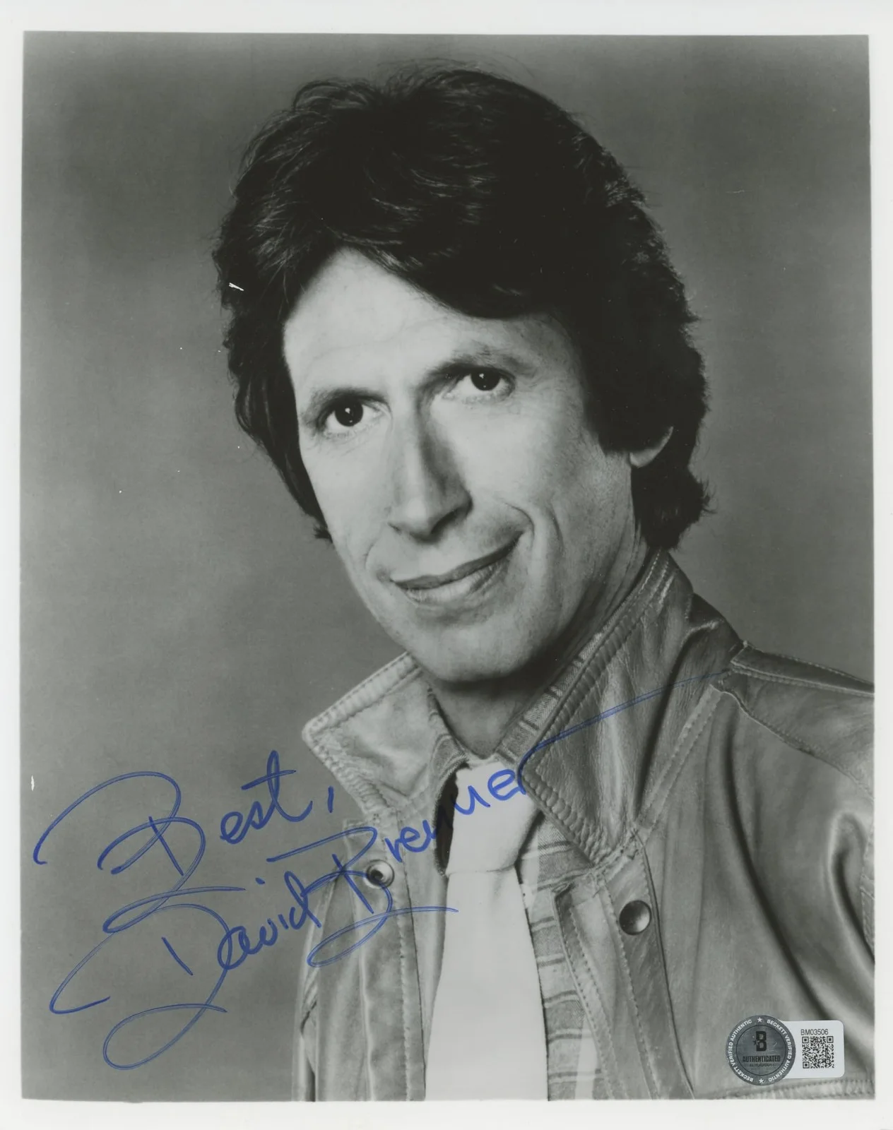 David Brenner — David Brenner Worth Winning "Best" Authentic Signed 8x10 Photo BAS #BM03506, image 3