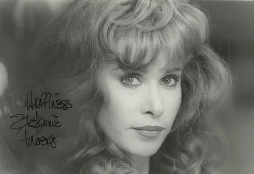 Stefanie Powers — Stefanie Powers Hart to Hart "Happiness" Signed 7x9.5 Photo BAS #BL76425, image 3