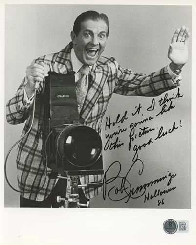 Robert Cummings — Robert Cummings Dial M for Murder "Hold It" Signed 8x10 Photo BAS #BM03376, image 2