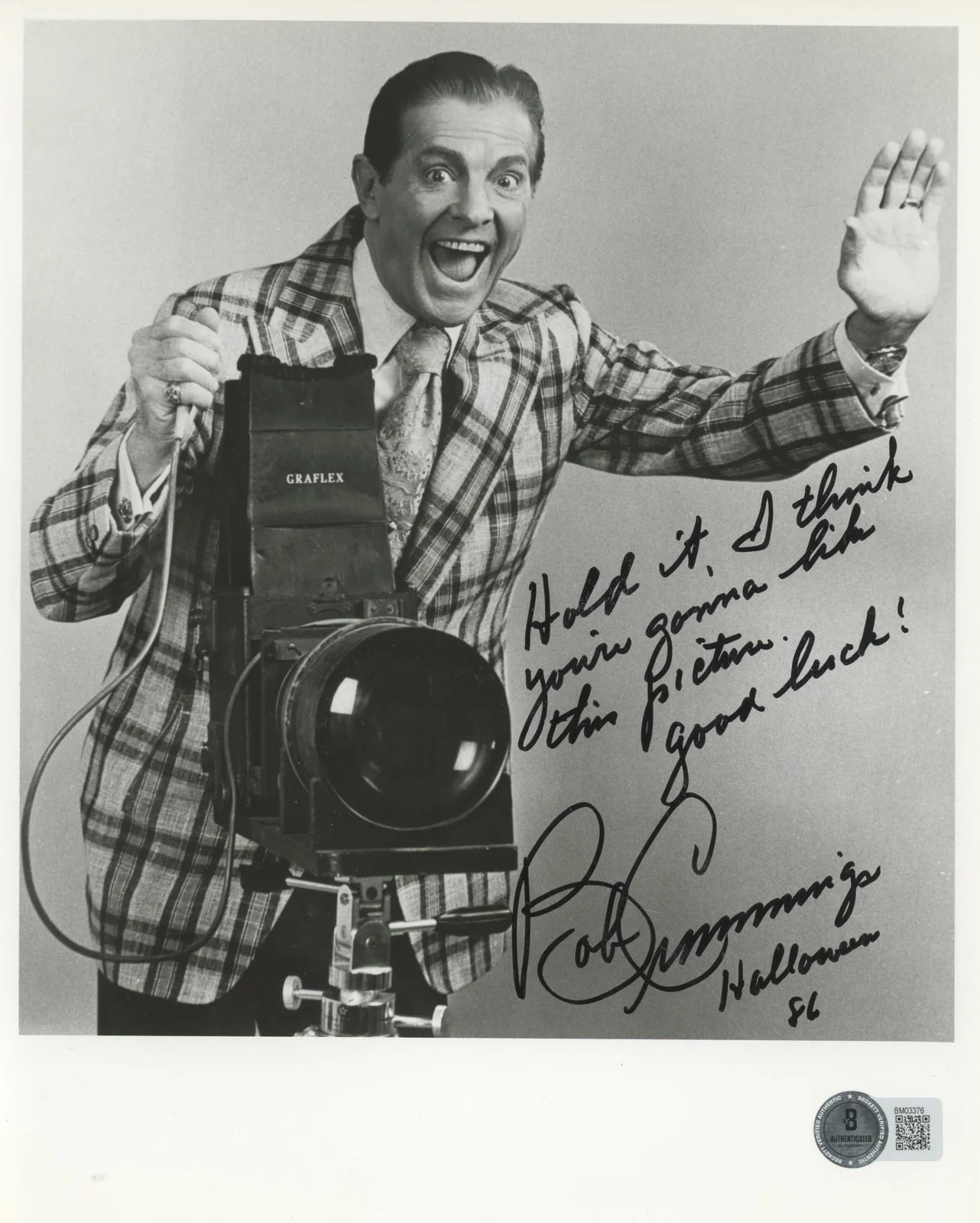 Robert Cummings — Robert Cummings Dial M for Murder "Hold It" Signed 8x10 Photo BAS #BM03376, image 3