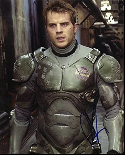Rob Kazinsky — Rob Kazinsky Pacific Rim Authentic Signed 8X10 Photo PSA/DNA #AB83421, image 2