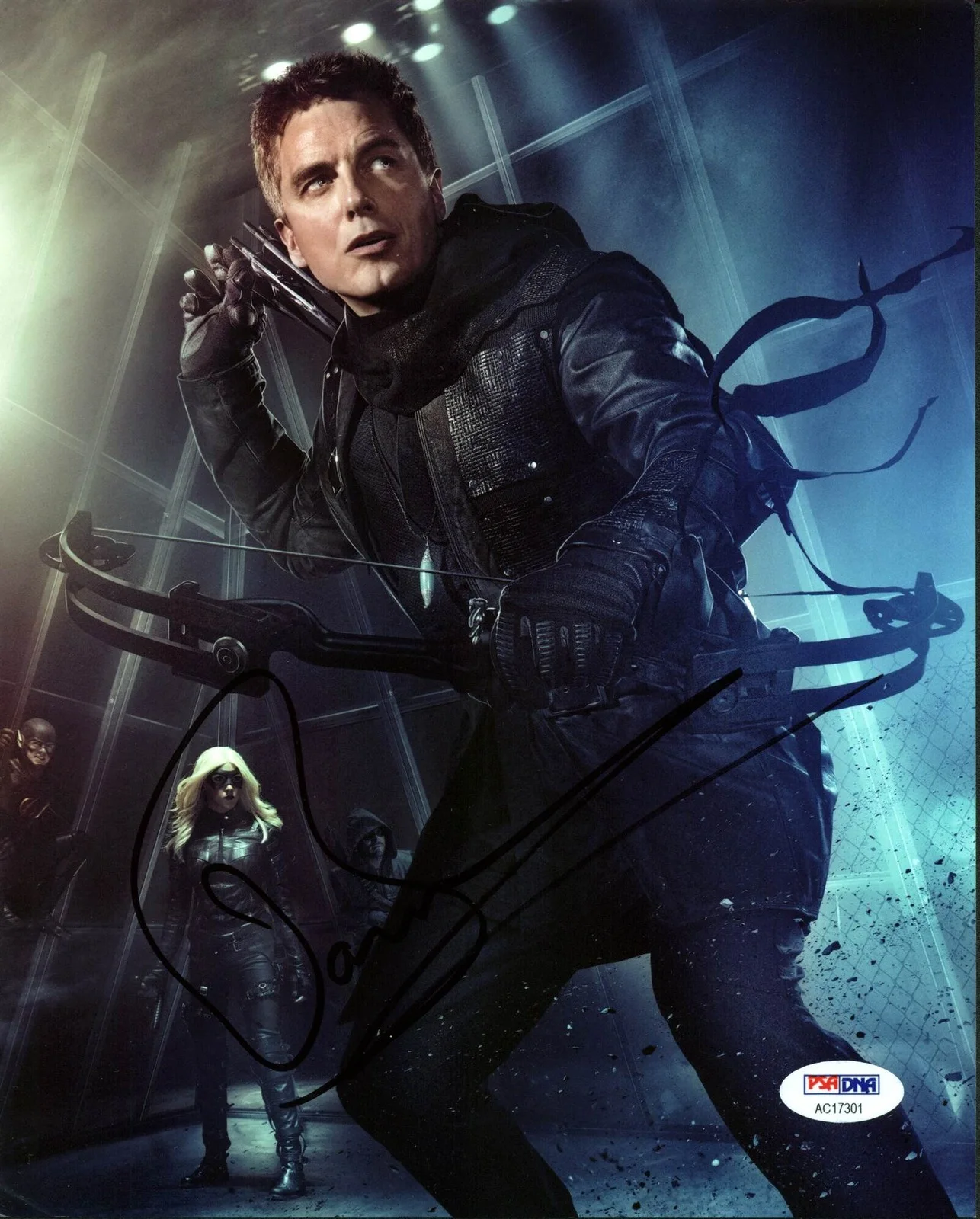 John Barrowman — John Barrowman Arrow Authentic Signed 8X10 Photo Autographed PSA/DNA #AC17301, image 3