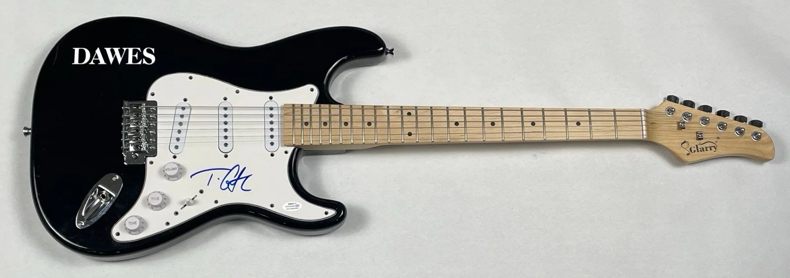 Dawes Taylor Goldsmith Signed Autograph Electric Guitar Band Singer ACOA COA, изображение 3