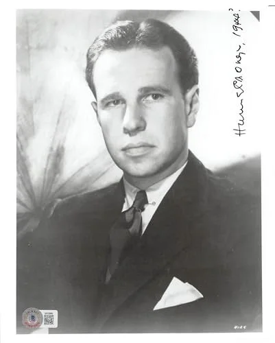 Hume Cronyn — Hume Cronyn Batteries Not Included Authentic Signed 8x10 Photo BAS #BK03996, изображение 2
