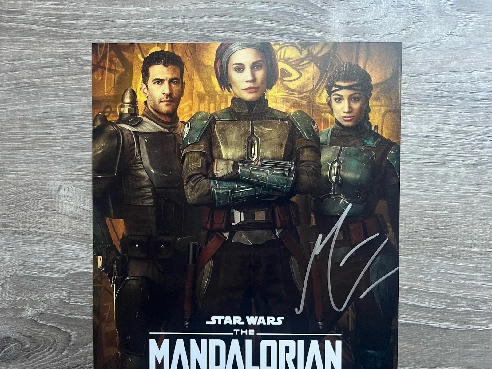 Mercedes Varnado — Mercedes Varnado Signed Mandalorian 8x10 Photo JSA COA Star Wars Mone, image 3
