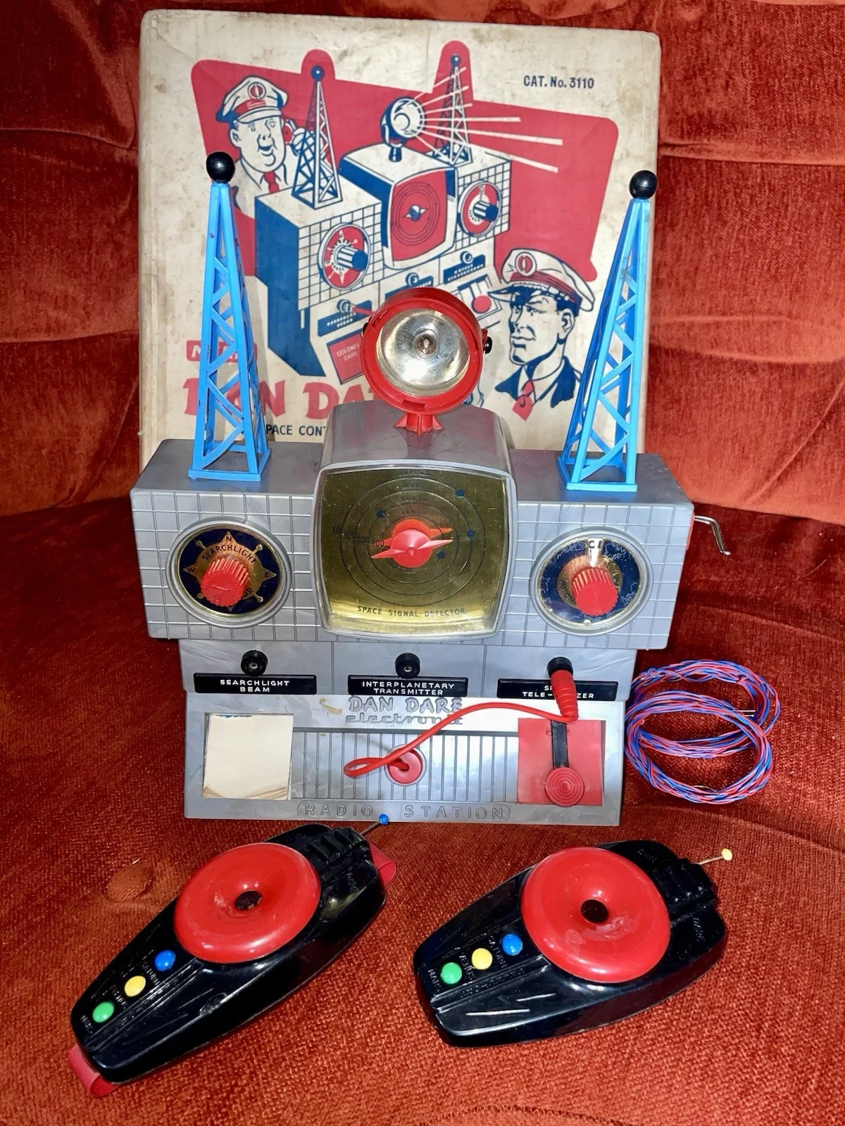 Vintage 1950s Merit 3110 DAN DARE Radio Space Station Fully Working Boxed EX!, image 4