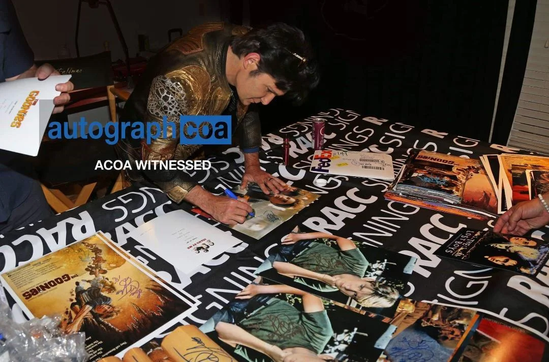 Corey Feldman — The Lost Boys Corey Feldman Autographed 11x14 Photo Private Signing, image 4