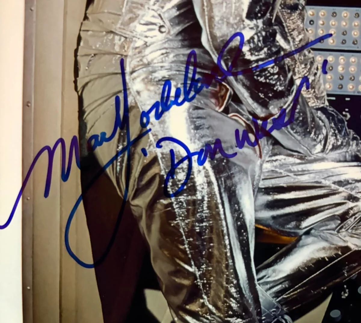 Mark Goddard — MARK GODDARD SIGNED AUTOGRAPHED 8X10 PHOTOGRAPH LOST IN SPACE RARE PSA COA, image 2