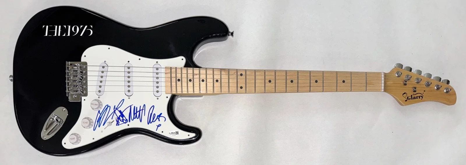 The 1975 Full Band Signed Autograph Electric Guitar Matty Healy x4 JSA COA, image 3
