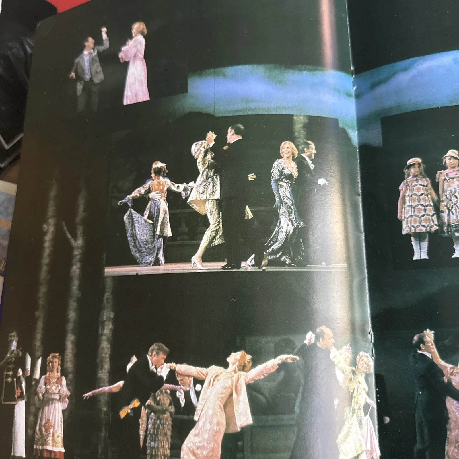 The Sound of Music Official Souvenir Brochure And Programme 1981, image 5