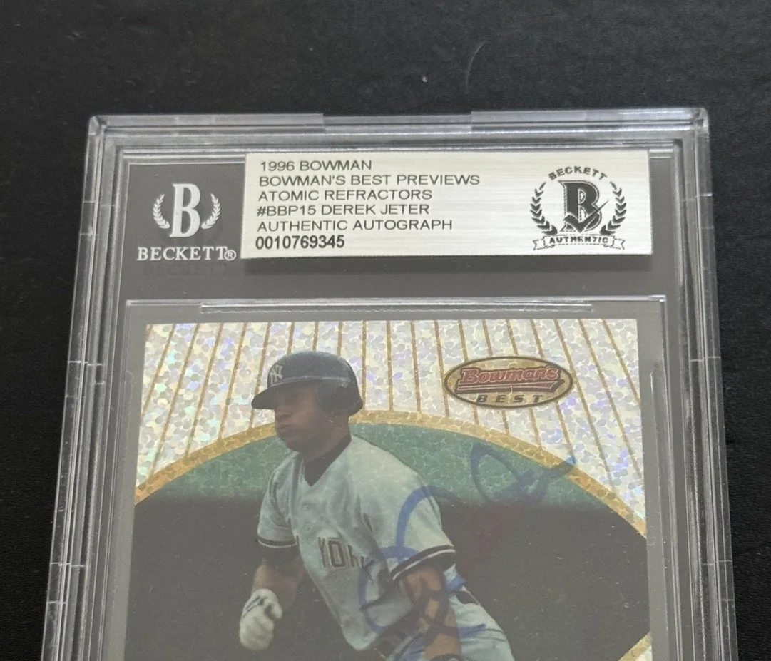 Derek Jeter — DEREK JETER SIGNED 1996 BOWMAN BOWMAN'S BEST PREVIEWS ATOMIC REFRACTORS BECKETT, image 2