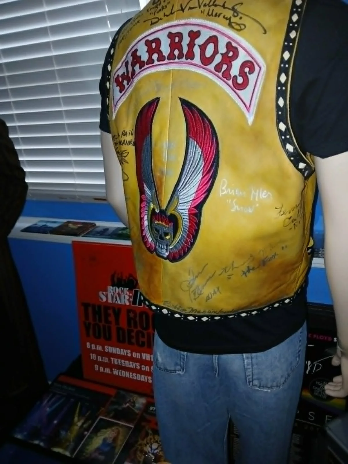 Warriors movie cast signed vest, image 3