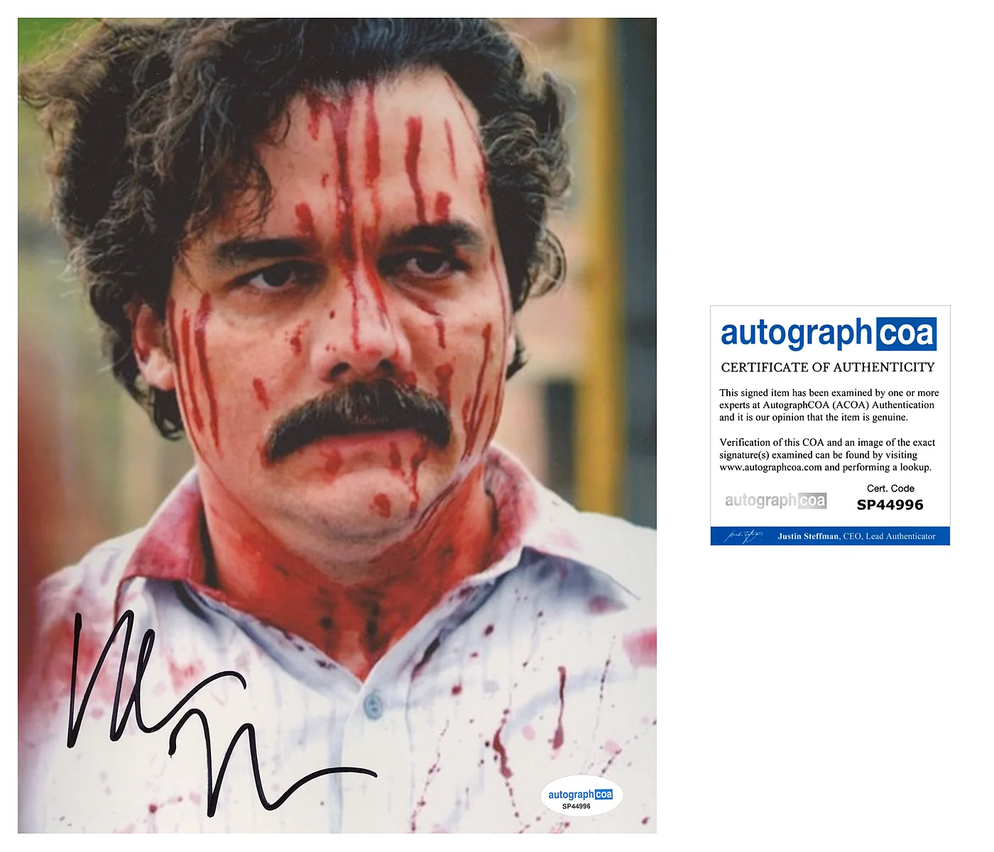 WAGNER MOURA — Wagner Moura signed "NARCOS" 8x10 Photo f AUTOGRAPHED Pablo Escobar ACOA COA