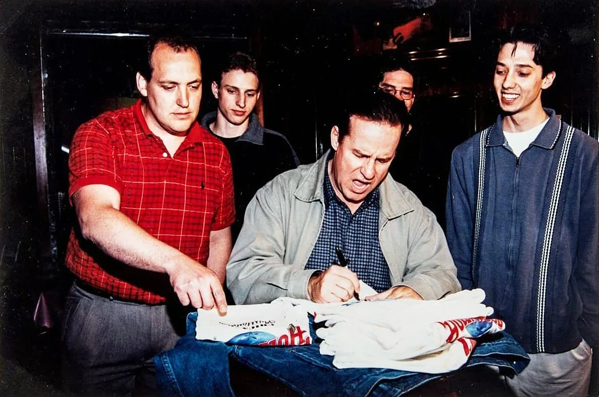 Phil Hartman — 1991 -PHIL HARTMAN- BECKETT Signed/Autograph/Auto PLANET HOLLYWOOD T-Shirt - SNL, image 2