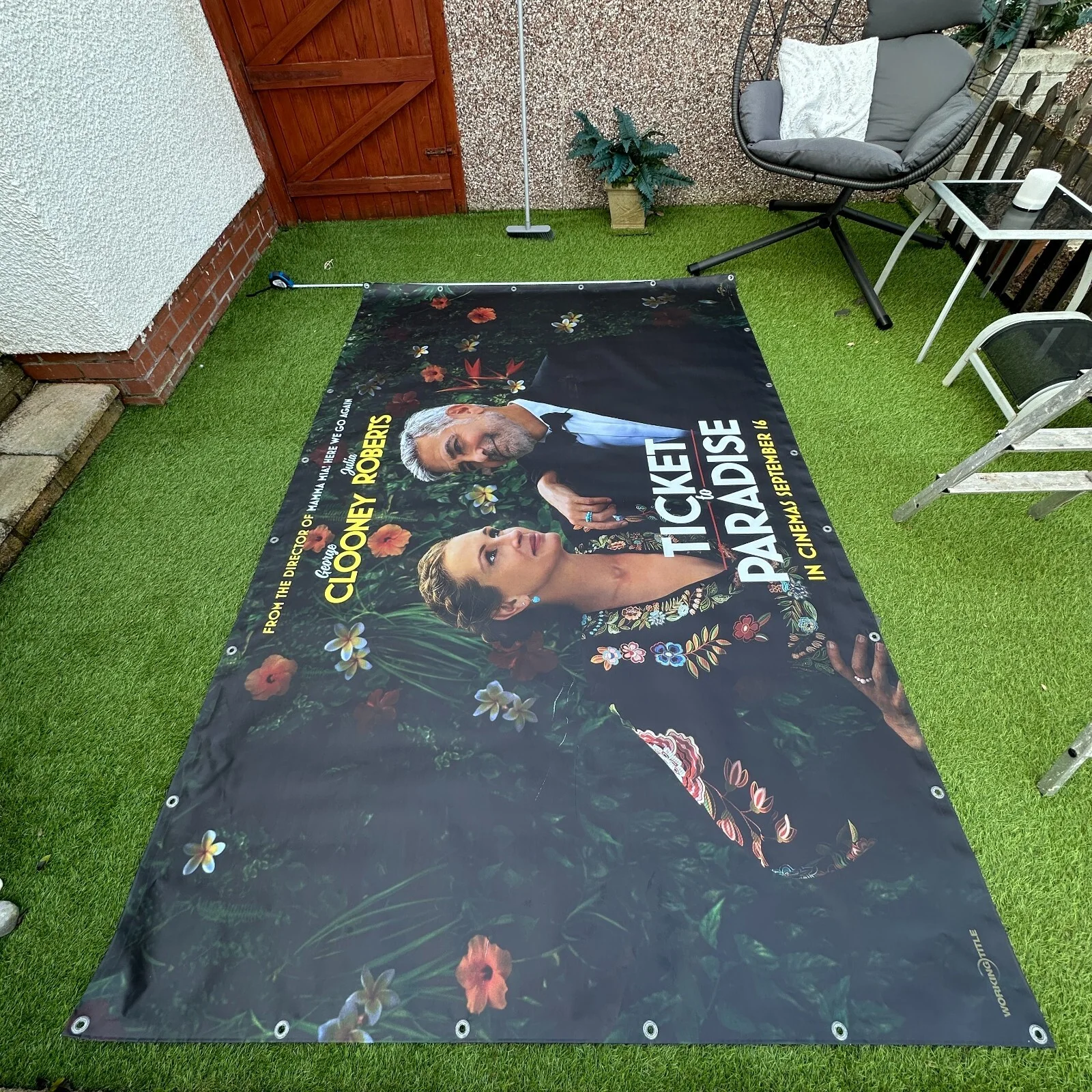 Ticket To Paradise HUGE Movie Theatre Cinema Banner Poster 9ft x 6ft RARE PROP, изображение 5