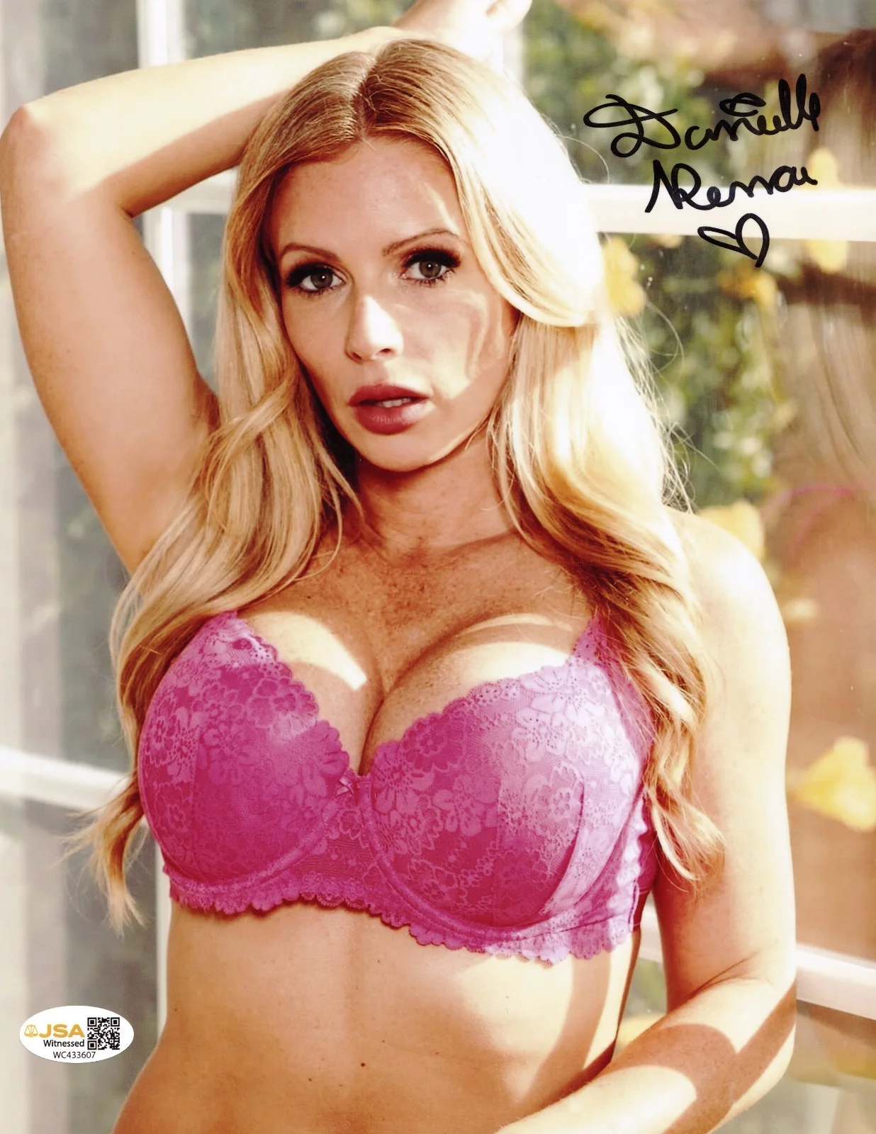 Danielle Renae — Danielle Renae Adult Video Star signed Hot 8x10 photo Proof #13 JSA Witnessed