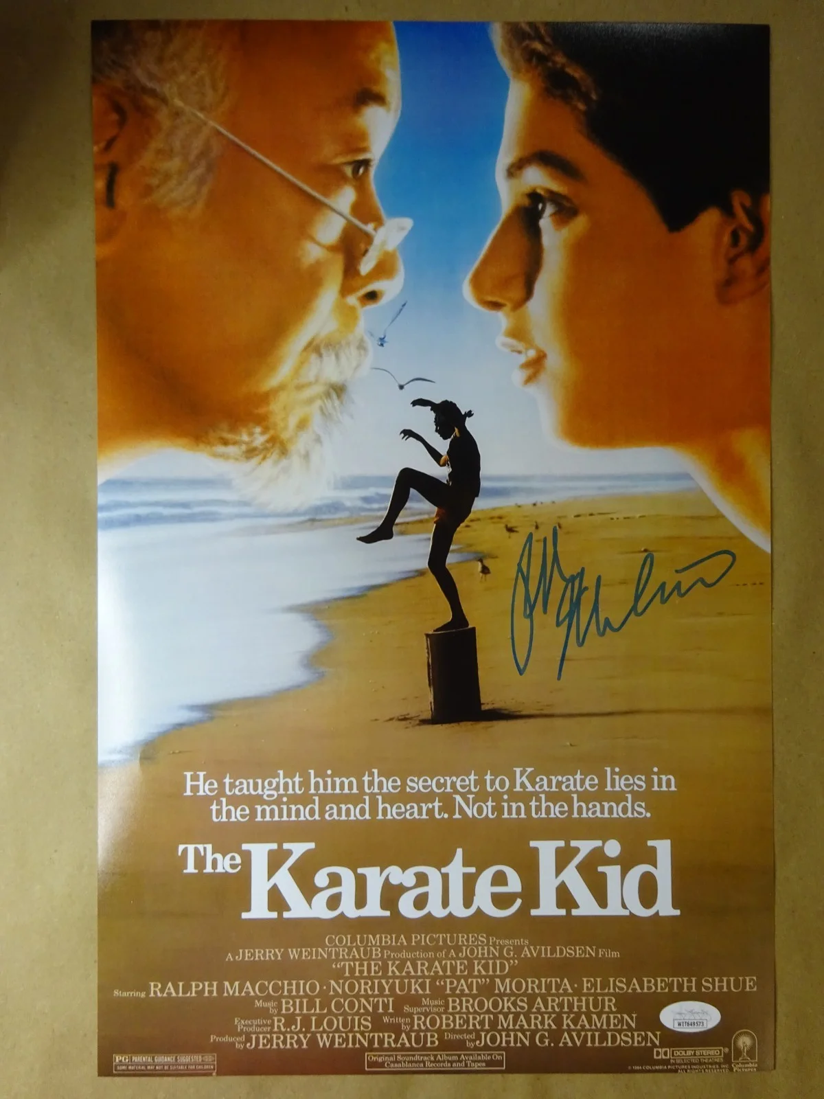 Ralph Macchio — Signed Ralph Macchio Autographed The Karate Kid 11"x17" Photo JSA COA, изображение 2