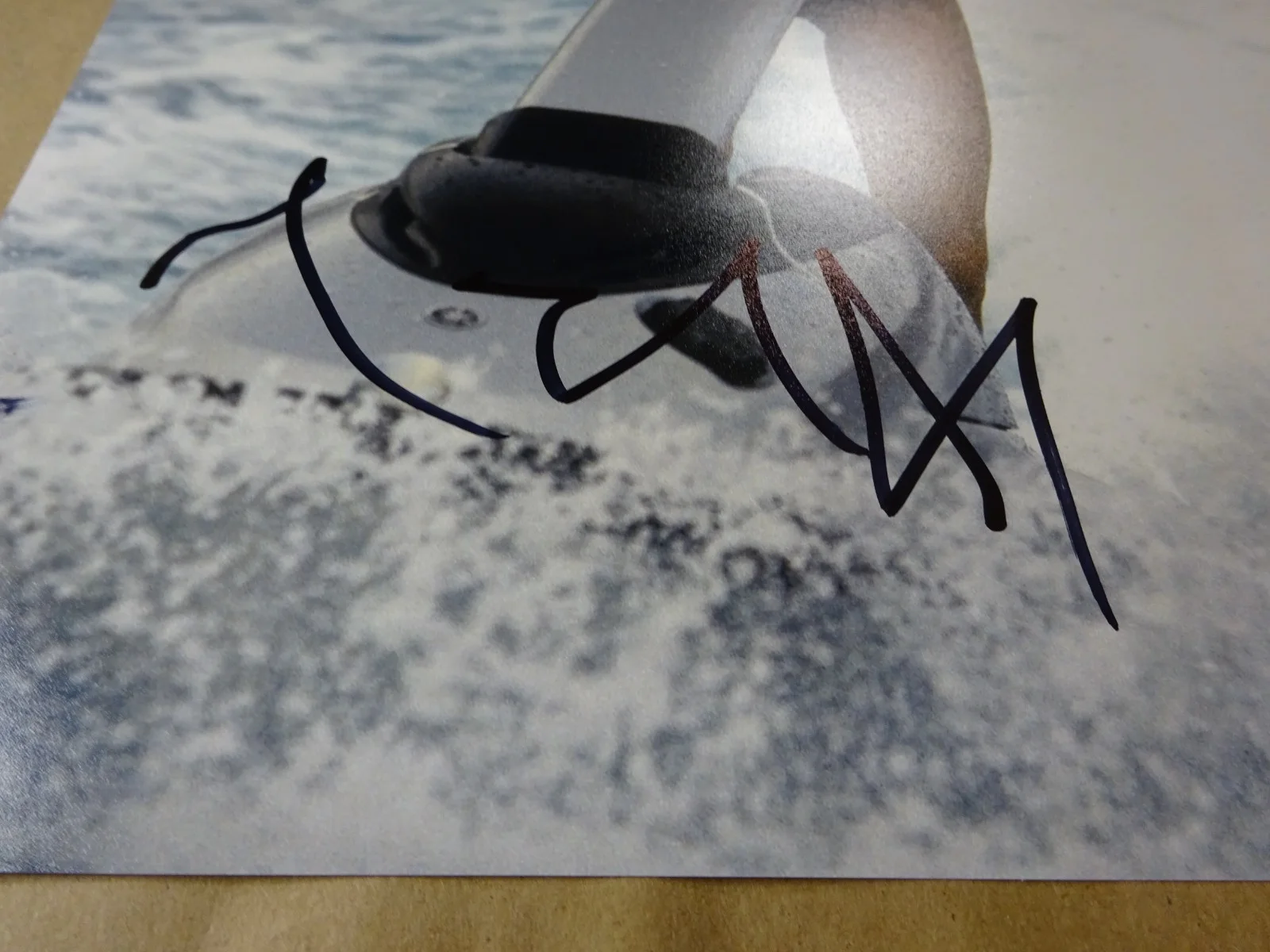 Angelina Jolie — Signed Angelina Jolie Autographed 11"x14" Photo Tomb Raider Beckett BAS COA, изображение 4