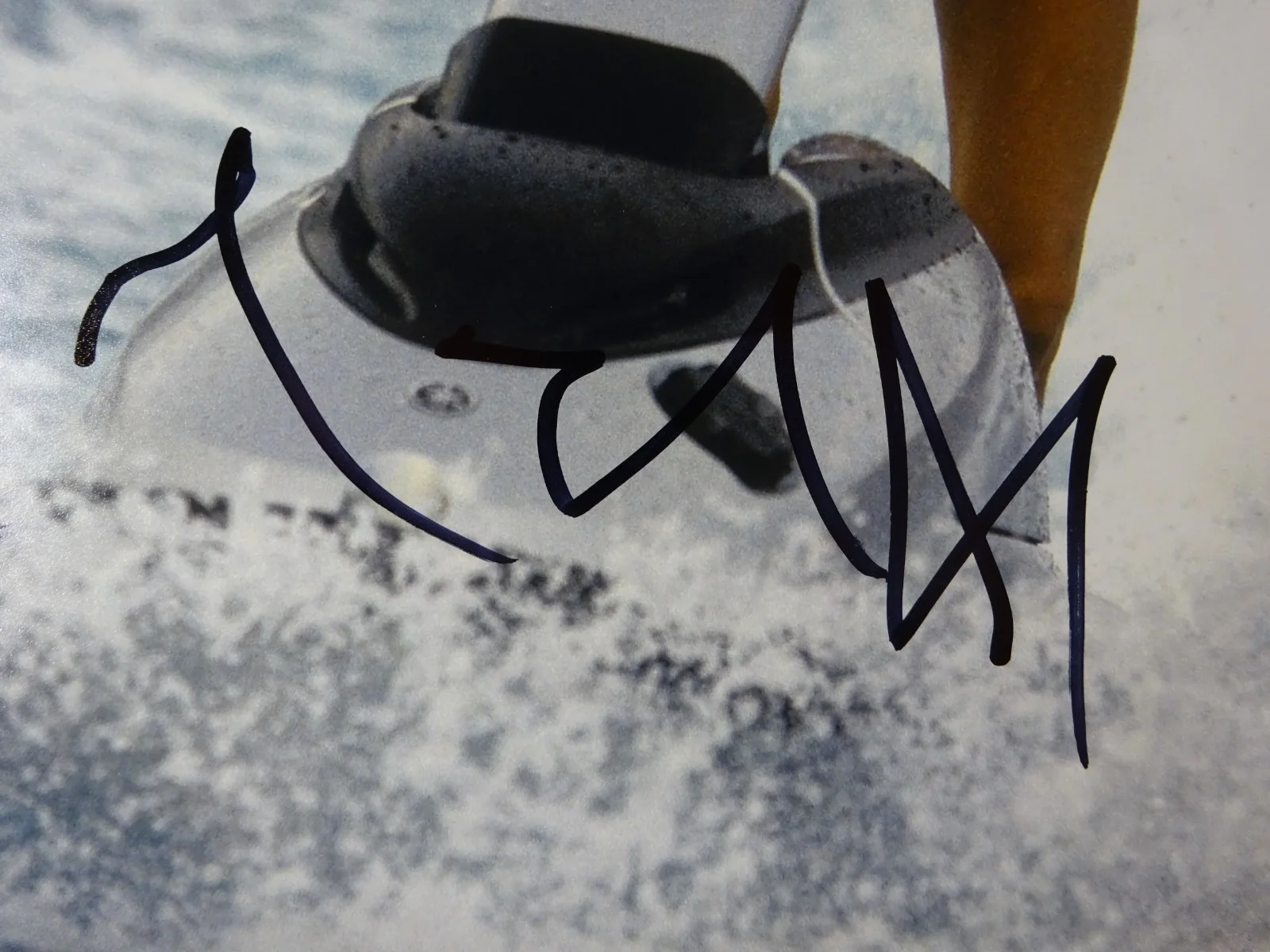 Angelina Jolie — Signed Angelina Jolie Autographed 11"x14" Photo Tomb Raider Beckett BAS COA, изображение 5