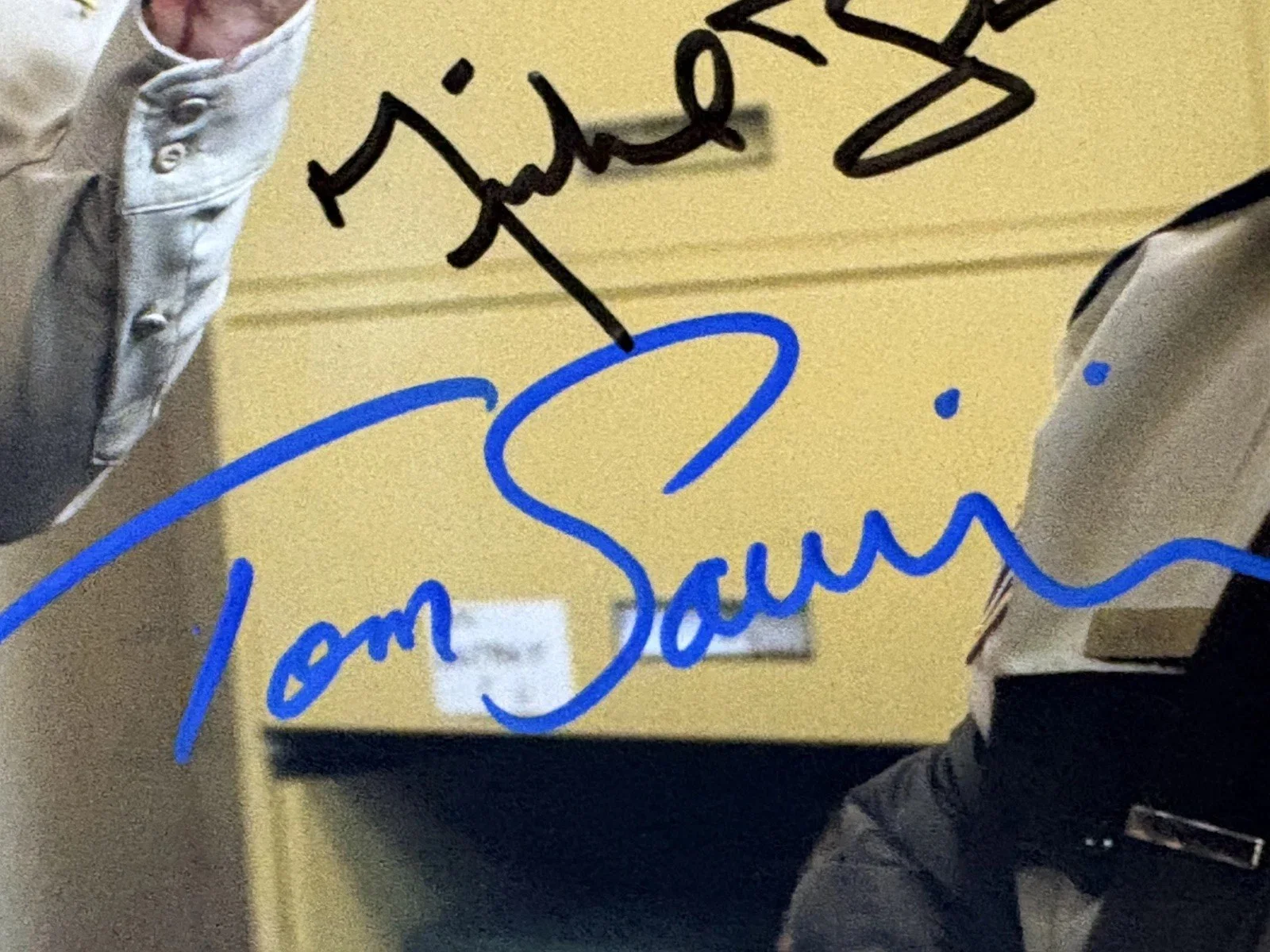 Mike Vogel — Tom Savini Michael Biehn Signed 11x17 Poster Planet Terror Grind House, изображение 3