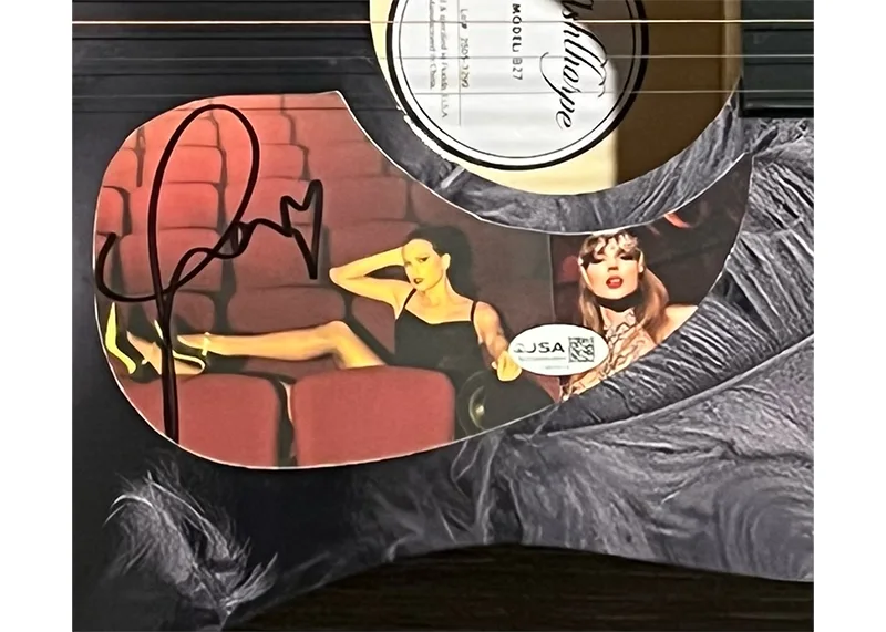 Taylor Swift Signed Life Of A Showgirl Acoustic Guitar (JSA), изображение 2