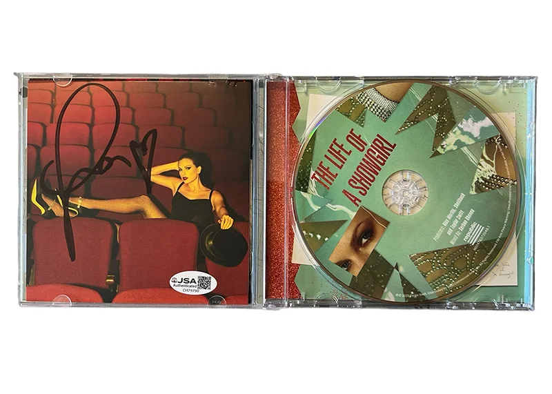 Taylor Swift Signed The Life of a Showgirl CD Insert Photo JSA, изображение 2