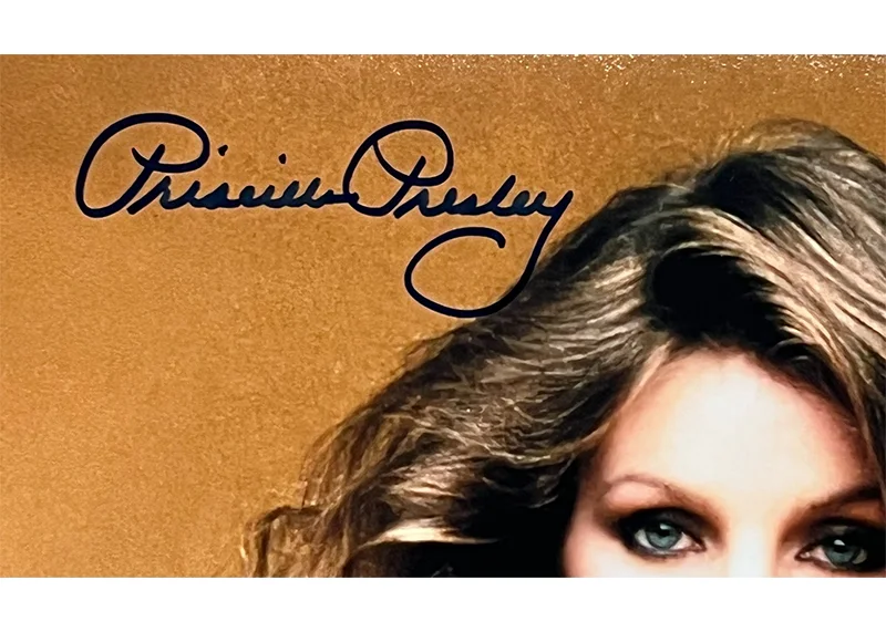 Priscilla Presley Signed 8x10 Photo JSA, image 2