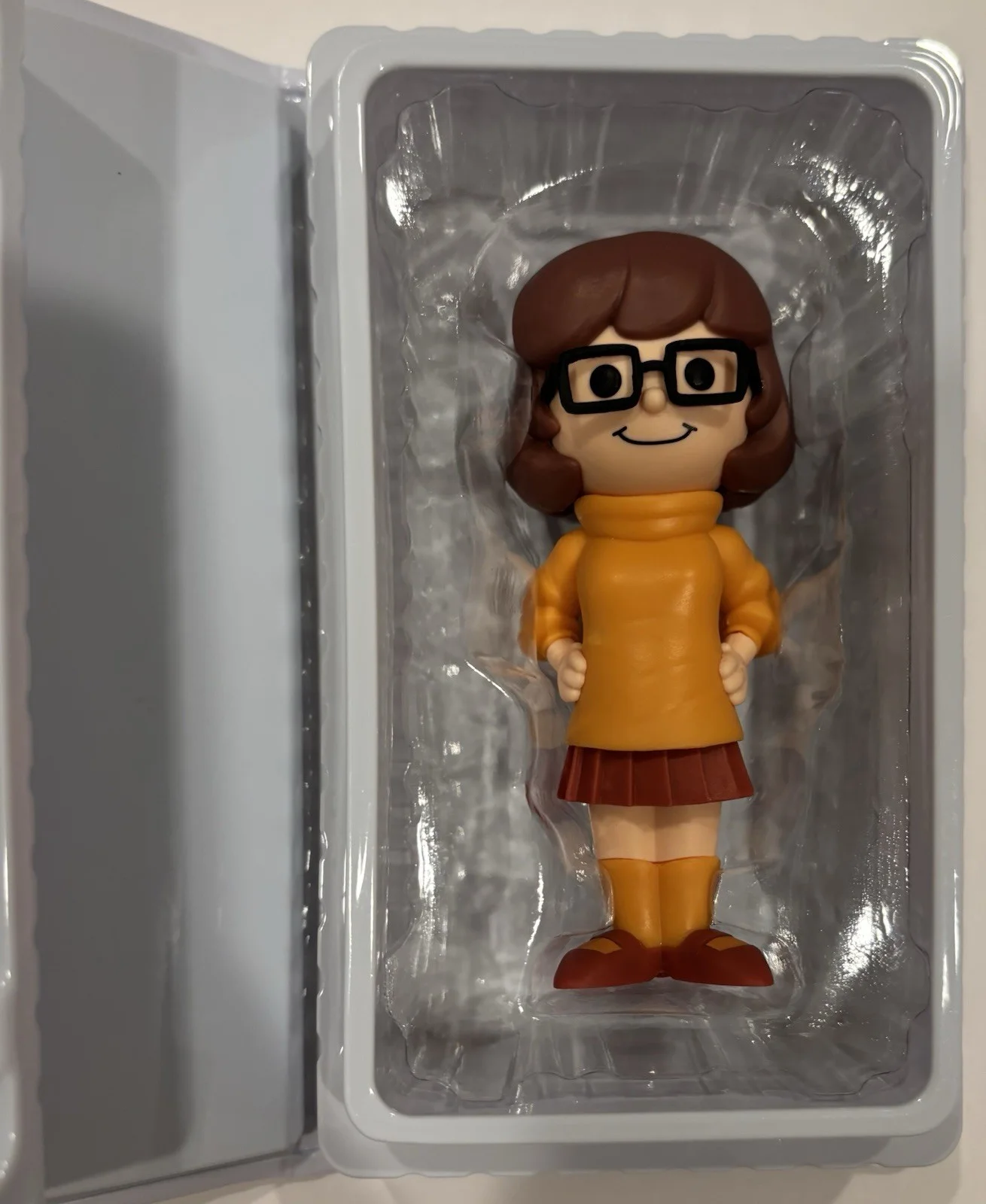 Nicole Jaffe — Nicole Jaffe Signed Funko Pop Blockbuster Figure Velma Scooby Doo Comic Con, image 4
