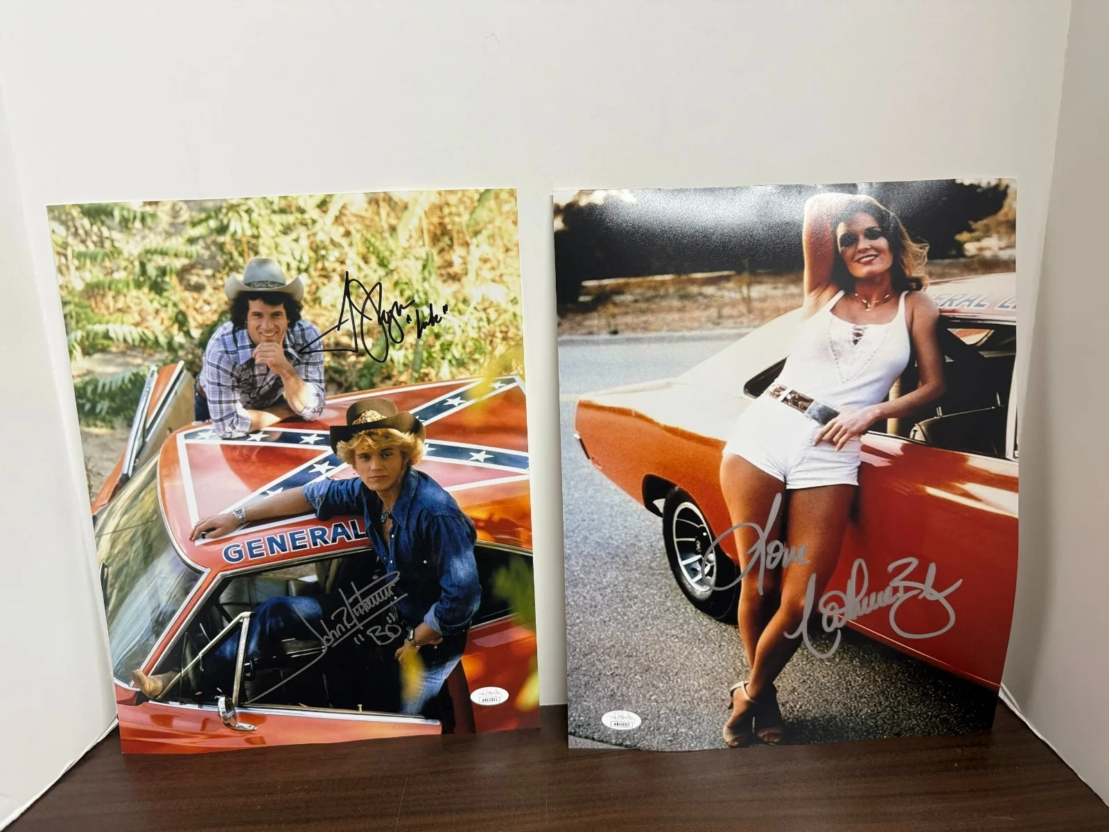Catherine Bach & John Schneider & Tom Wopat — Catherine Bach John Schneider Tom Wopat Dukes Of Hazzard Signed Photos JSA Auth.