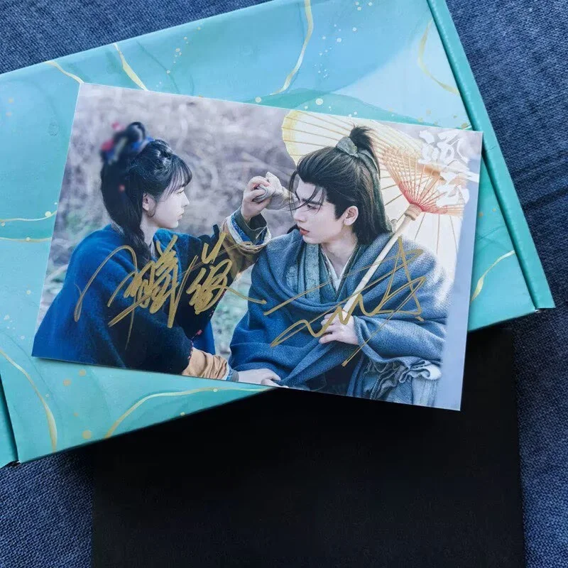 Zhang Linghe VIVIAN 逐玉 Tian Xiwei 6" Signed Autographed Photo Collection, image 3