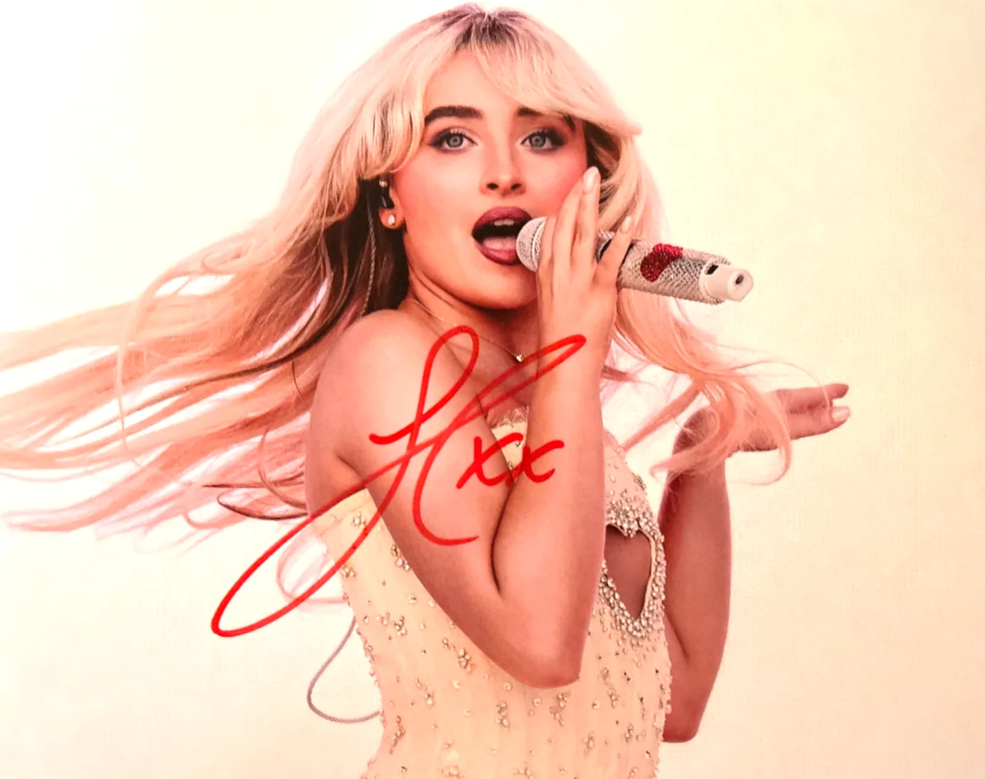 SABRINA CARPENTER Signed Original 8x10" Authentic Autograph w/COA Certificate, image 3
