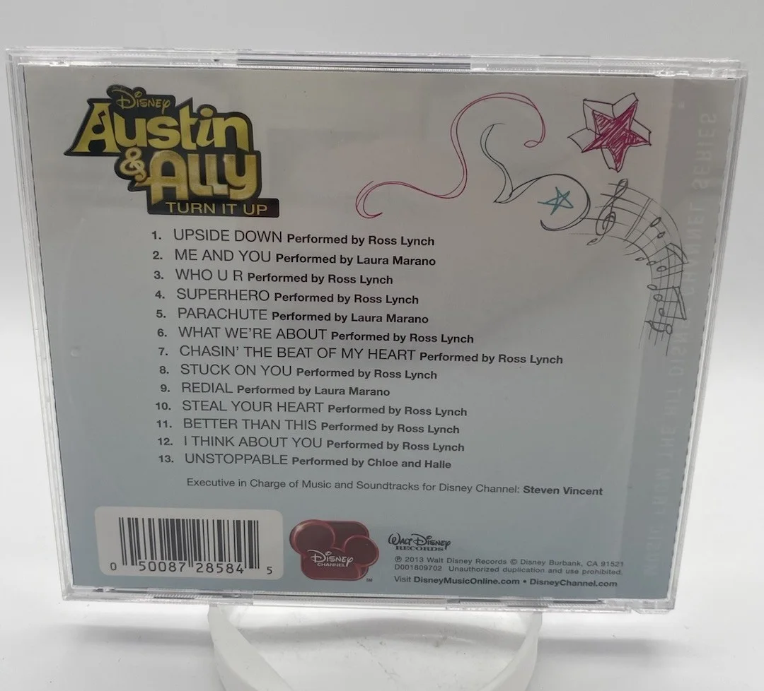 Lauren Marano — Disney Channel Austin And Ally Signed CD Lauren Marano Autograph, изображение 3