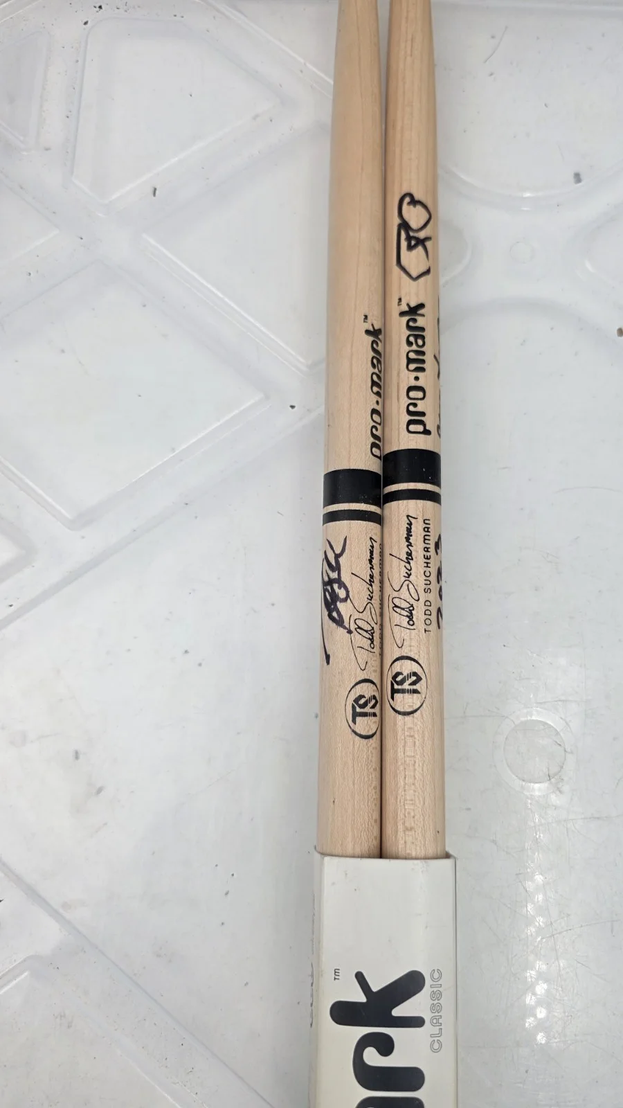 Styx Band Signed Drum Sticks Tommy Shaw,L.Gowan,J.Y.,Ricky Phillips,Will E,Chuck, image 2