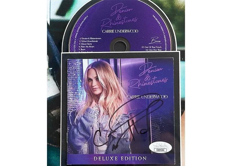 Carrie Underwood Signed 21x21 3D Light Up Framed Denim & Rhinestones CD JSA, изображение 2