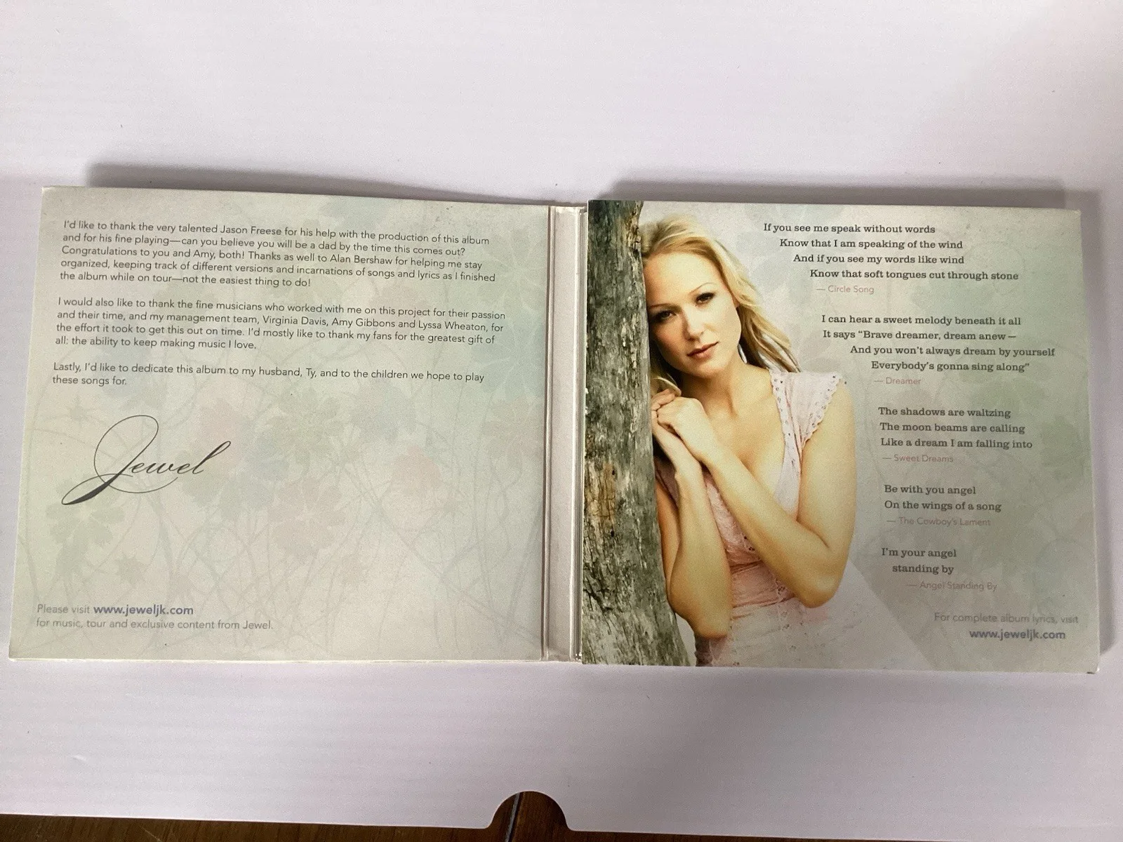Singer & Song Writer Jewel Lullaby CD Autographed Tested Playable Good Condition, изображение 4