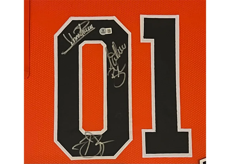 Dukes of Hazzard Signed 35x44 Catherine Bach John Schneider & Tom Wopat Frame, изображение 2