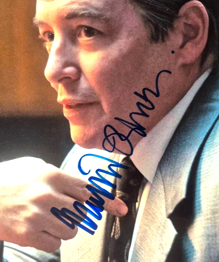 Matthew Broderick — MATTHEW BRODERICK SIGNED AUTOGRAPHED 8X10 PHOTO FERRIS BUELLER DAY OFF BAS COA, image 2