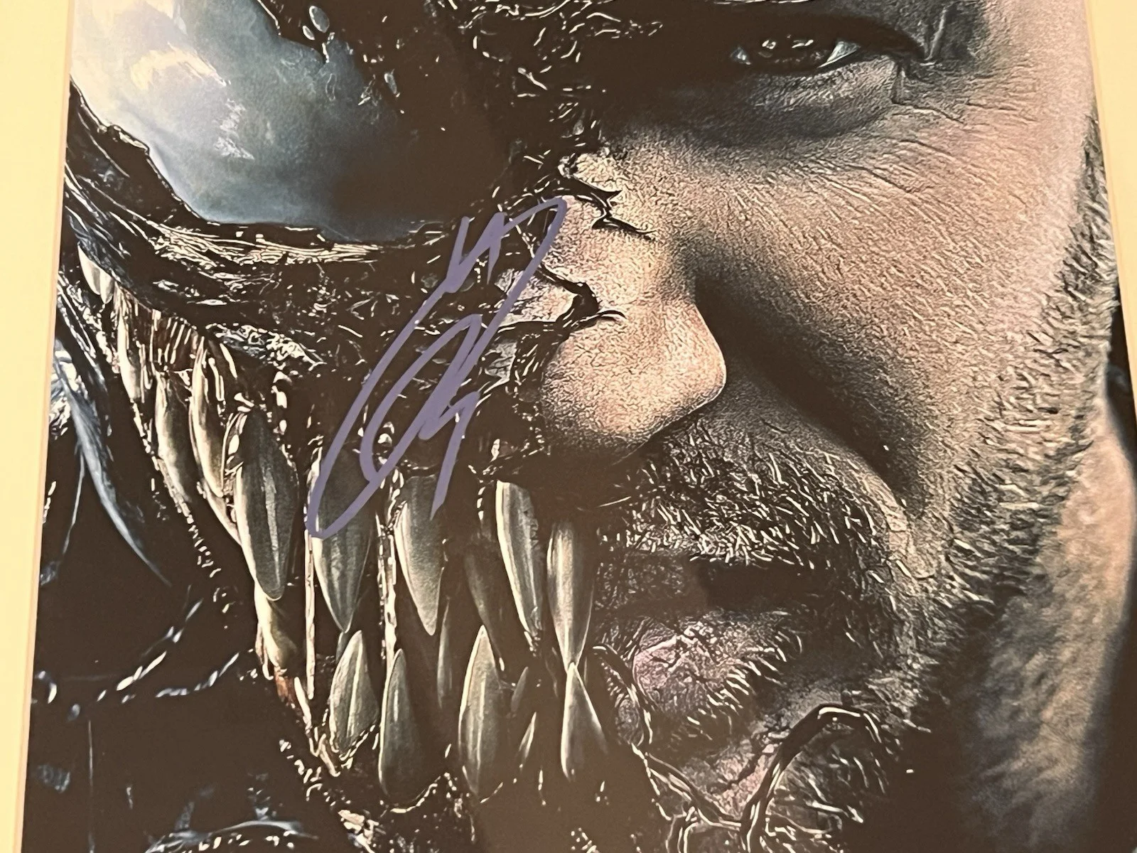 Tom Hardy Marvel Venom Autographed signed 8 X 11.5 photo Nicely Framed, image 5
