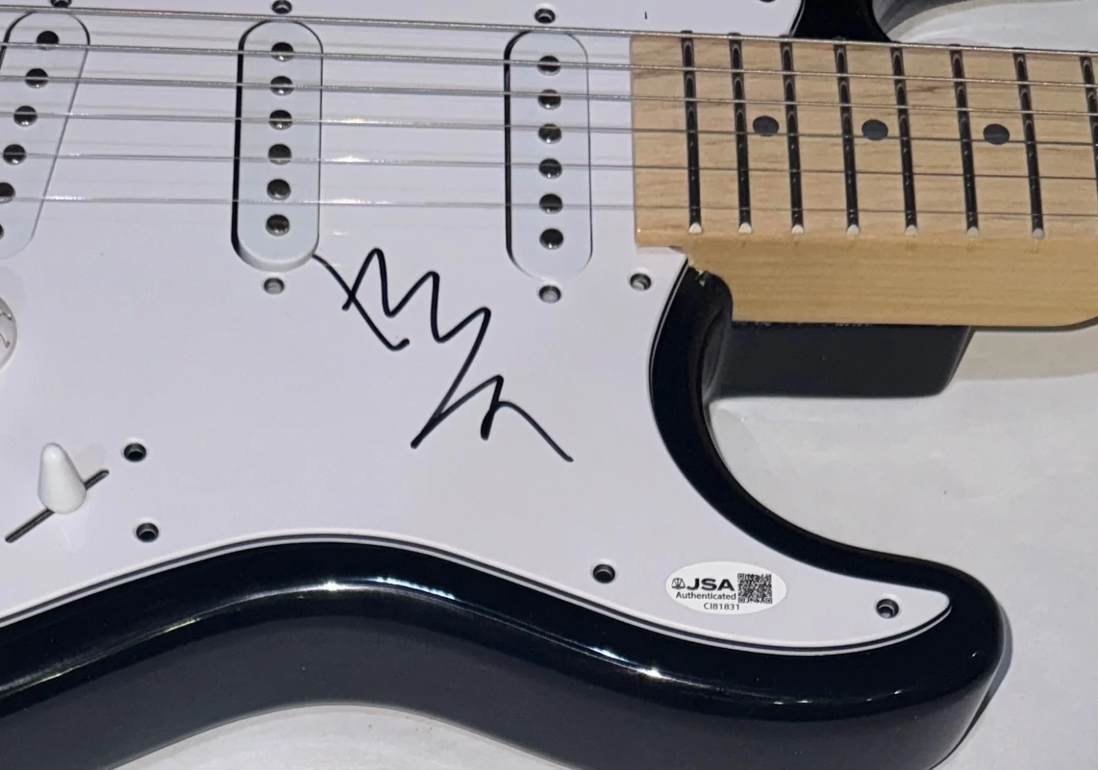 Yungblud Signed Autograph Electric Guitar Weird! Idols Singer Musician JSA COA, image 4