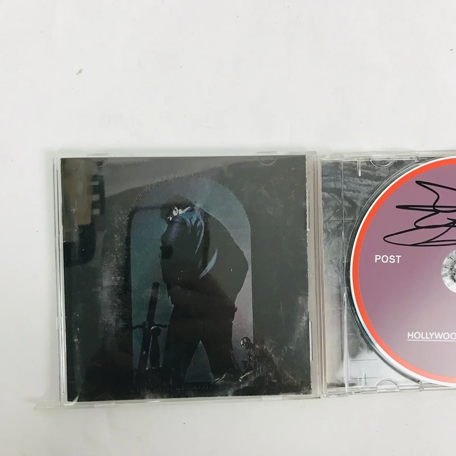 Post Malone SIGNED Hollywoods Bleeding CD Autographed, Damaged Case, image 3