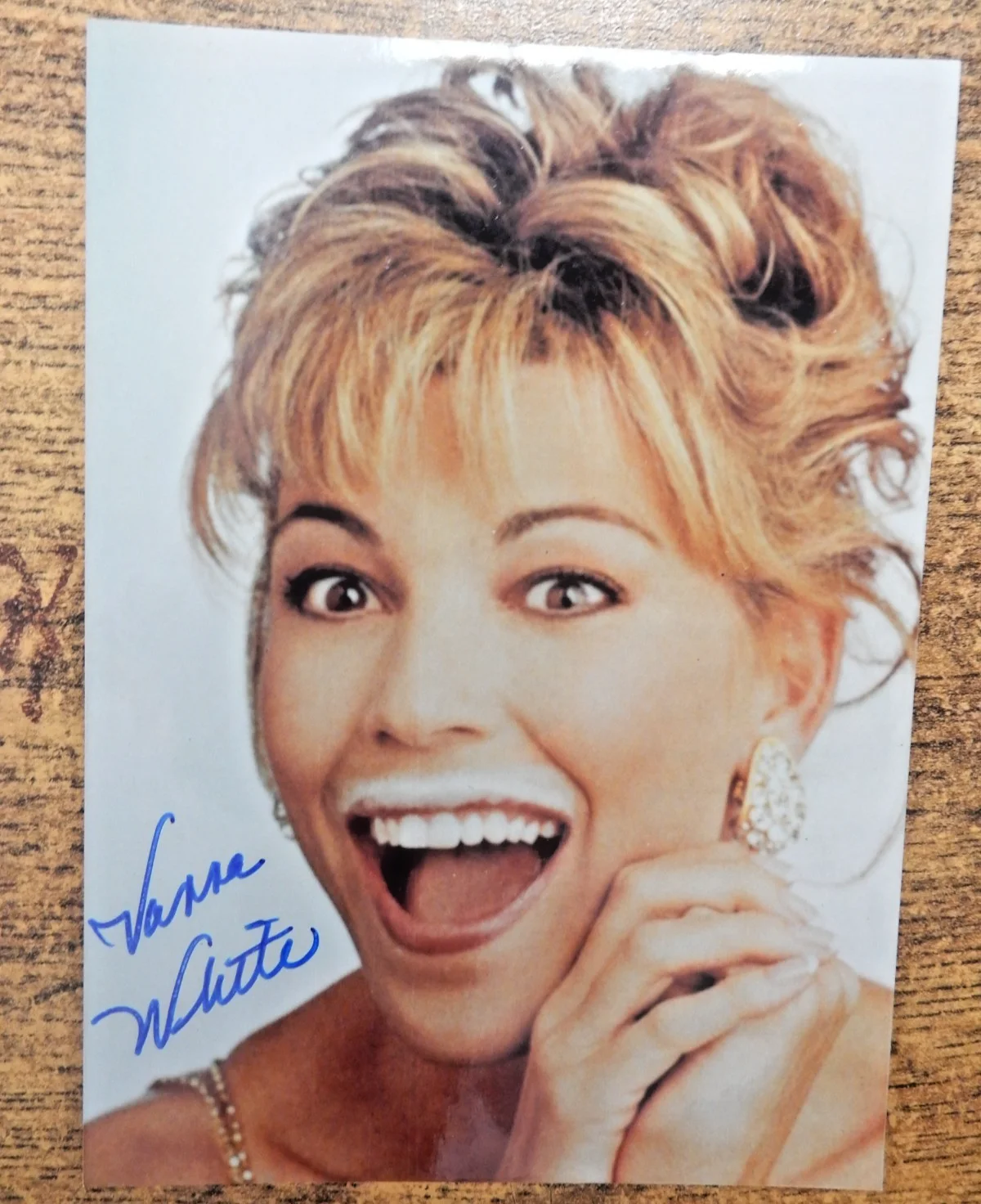 Vanna White — Vanna White Collection Of 3 Hand Signed Photos With COAs, image 4
