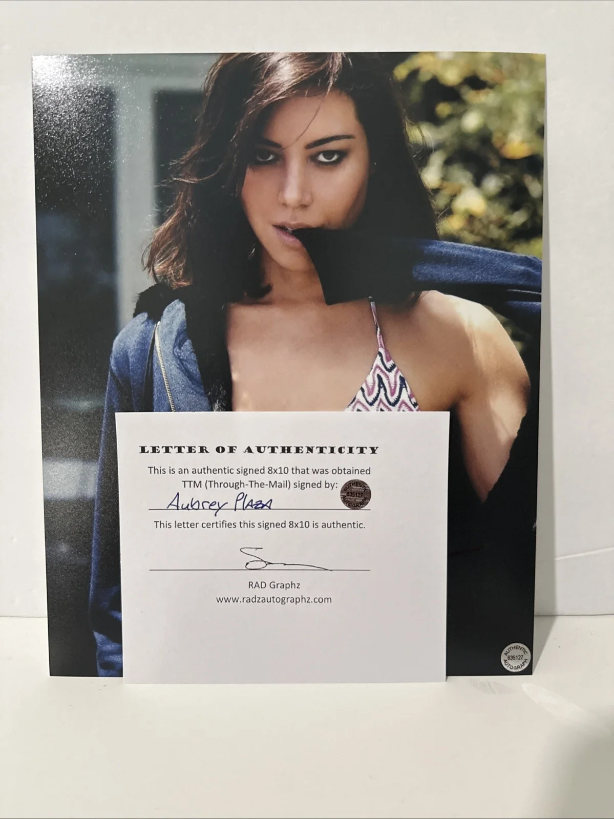 Aubrey Plaza (Actress) signed Autographed 8x10 glossy photo - AUTO COA, изображение 2