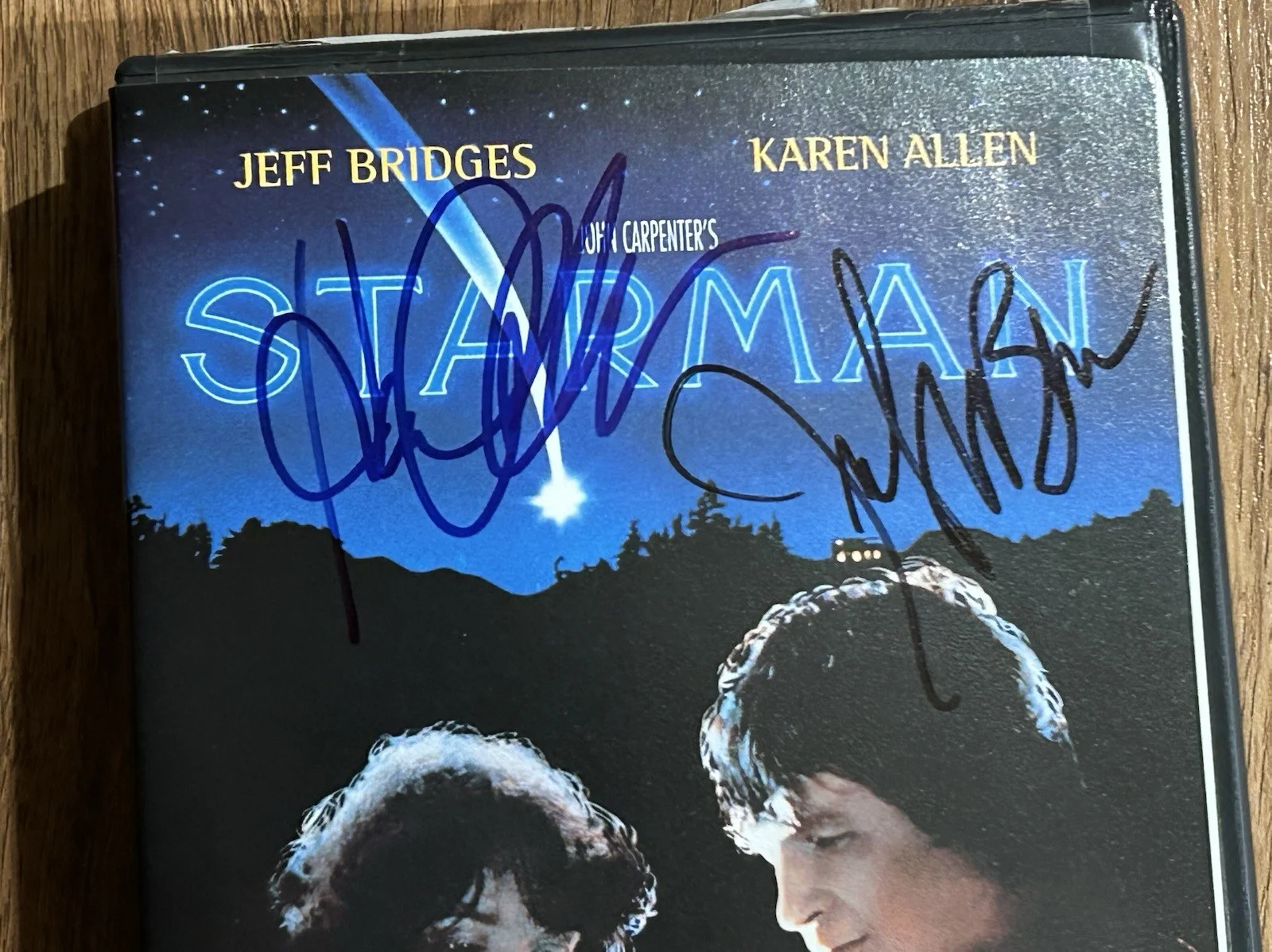 Jeff Bridges — Signed Starman DVD Jeff Bridges and Karen Allen movie cover Autographed, изображение 2